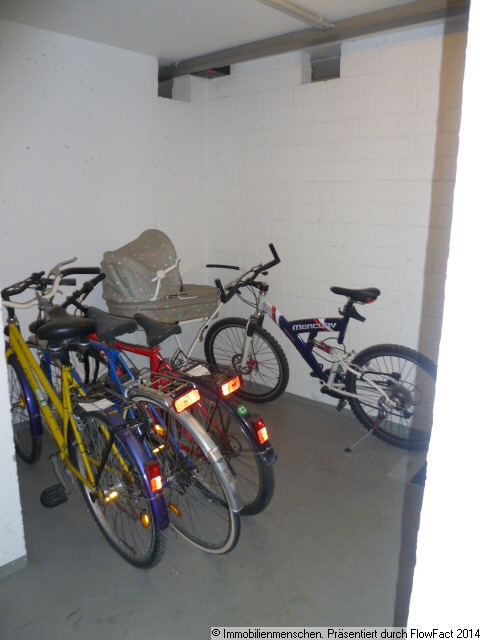 IMMOBILIENMENSCHEN - Frisch renovierte 3-Zi.-Whg im Herzen von